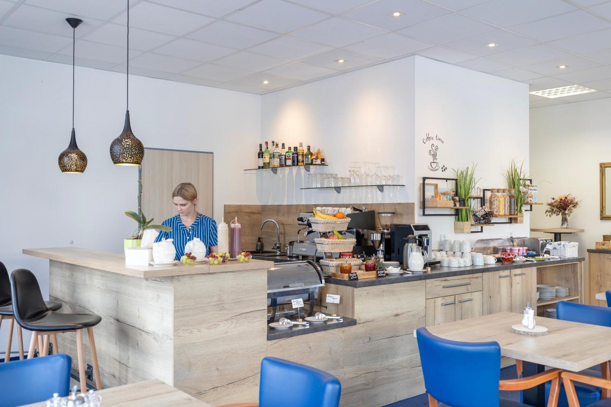 Sport Hotel Centrum Valašské Meziříčí Exteriör bild